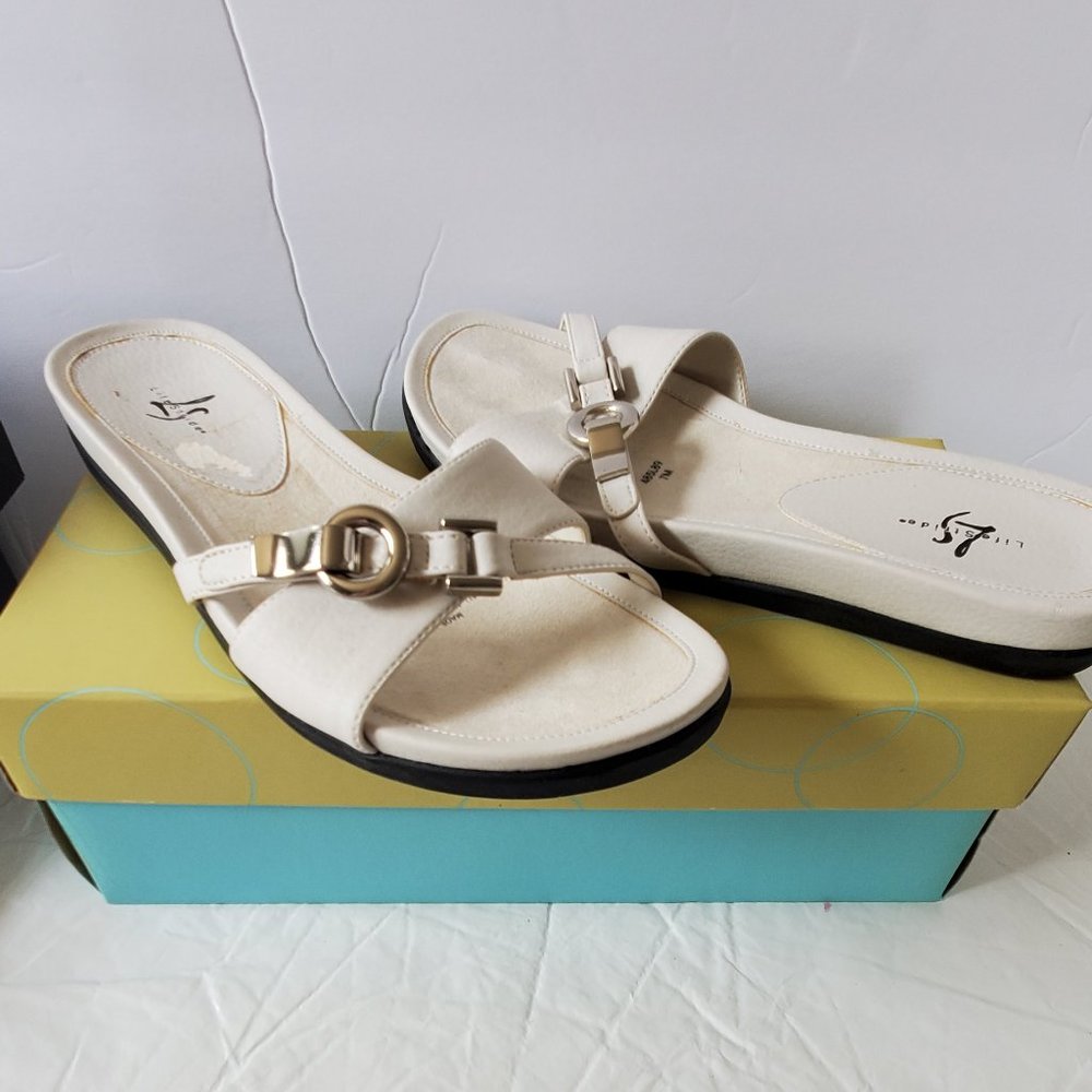 Tender Ivory Del Rio with Silver